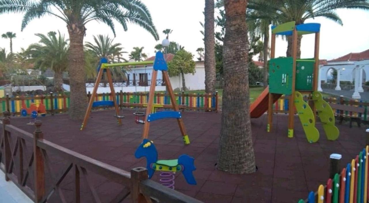 Parque Golf Bungalow San Bartolome Bagian luar foto