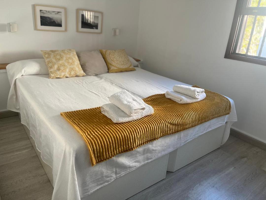 Parque Golf Bungalow San Bartolome Bagian luar foto